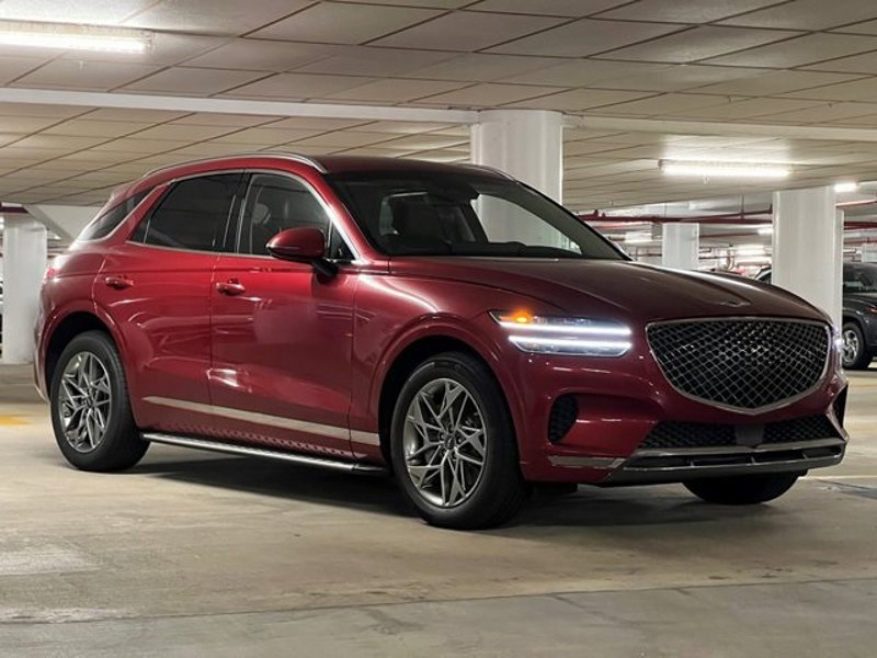 Certified 2025 Genesis GV70 2.5T image 1