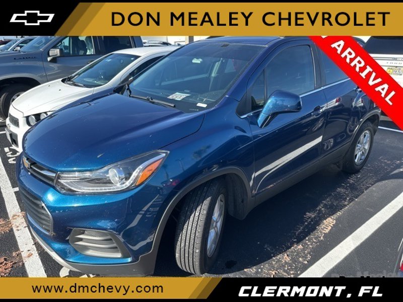 Used 2020 Chevrolet Trax LT w/ Driver Confidence Package image 1