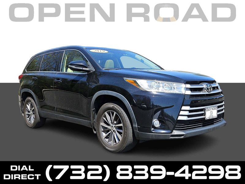 Used 2019 Toyota Highlander XLE image 1