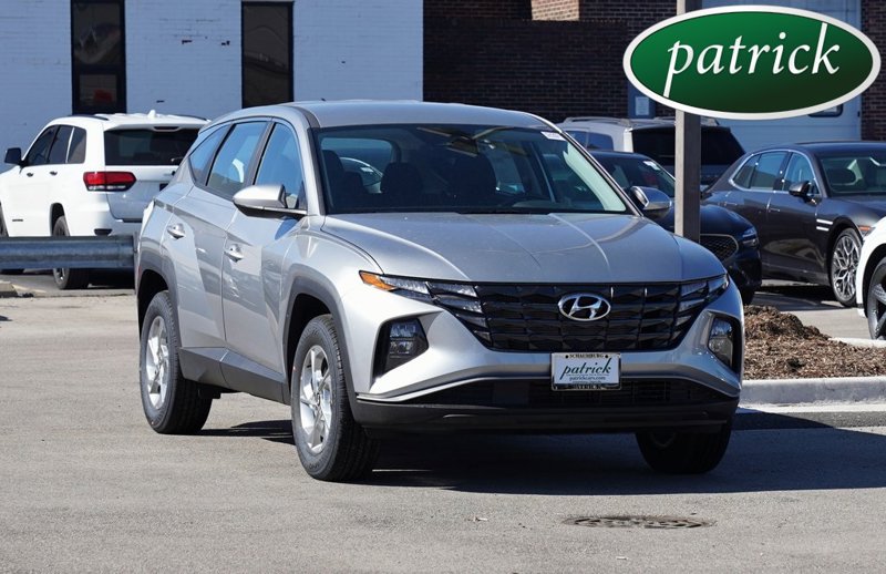 Certified 2024 Hyundai Tucson SE image 1