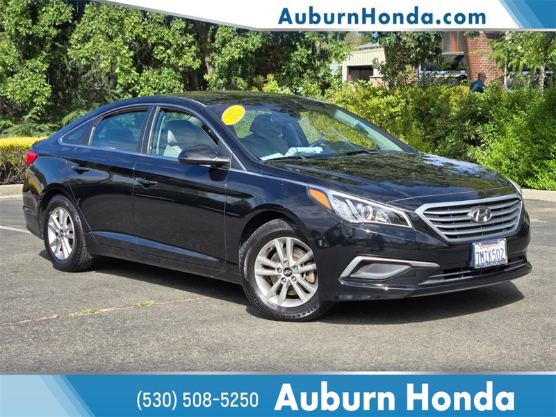Used 2016 Hyundai Sonata SE image 1
