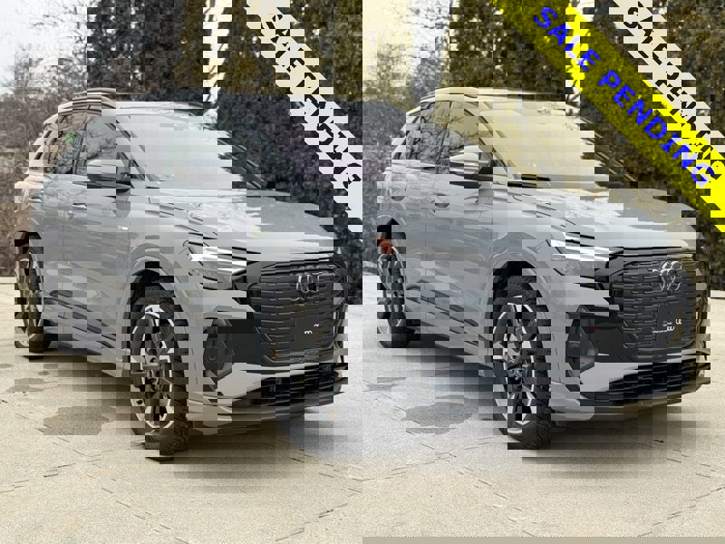 Certified 2025 Audi Q4 e-tron Premium Plus image 1