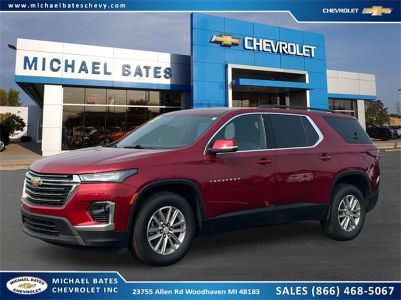 Certified 2022 Chevrolet Traverse LT w/ LPO, Floor Liner Package image 1