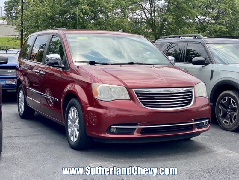 Used 2012 Chrysler Town & Country Touring-L w/ Entertainment Group #2 image 1