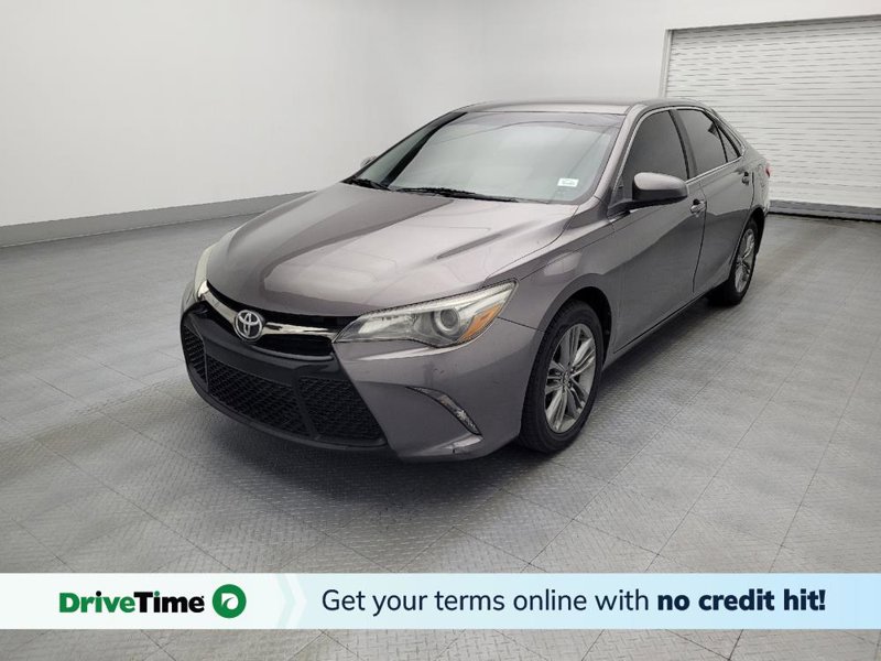 Used 2017 Toyota Camry SE image 1