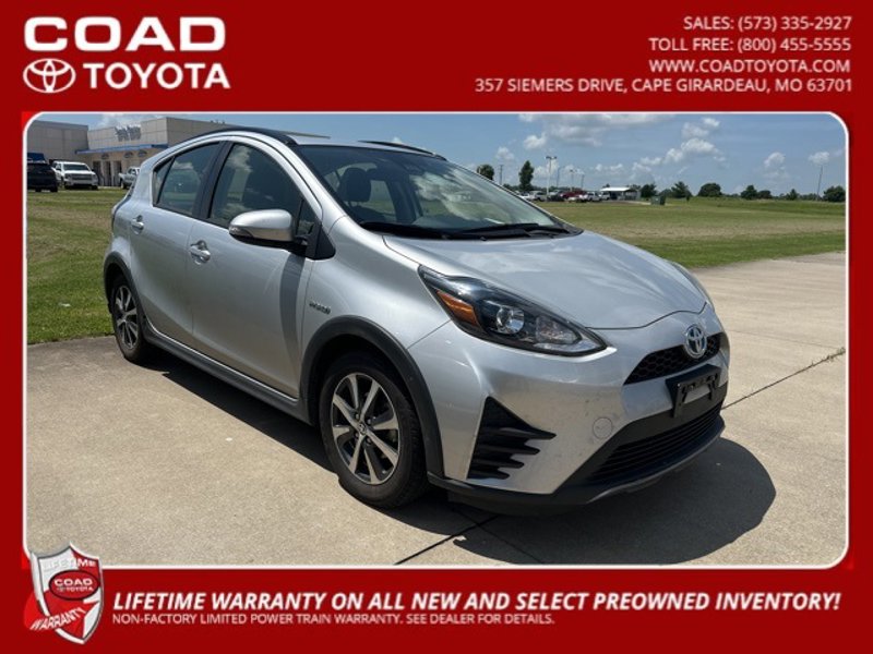 Used 2018 Toyota Prius C Two image 1