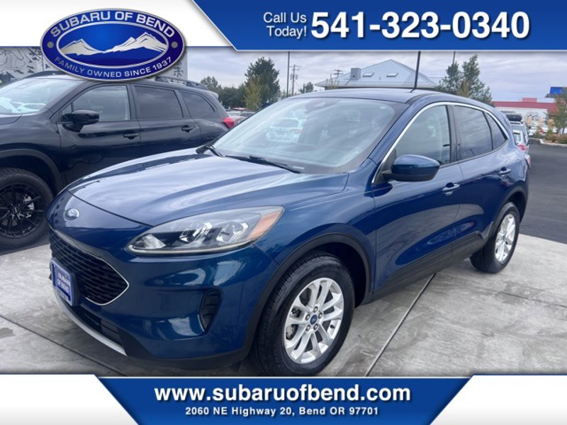 Used 2020 Ford Escape SE image 1