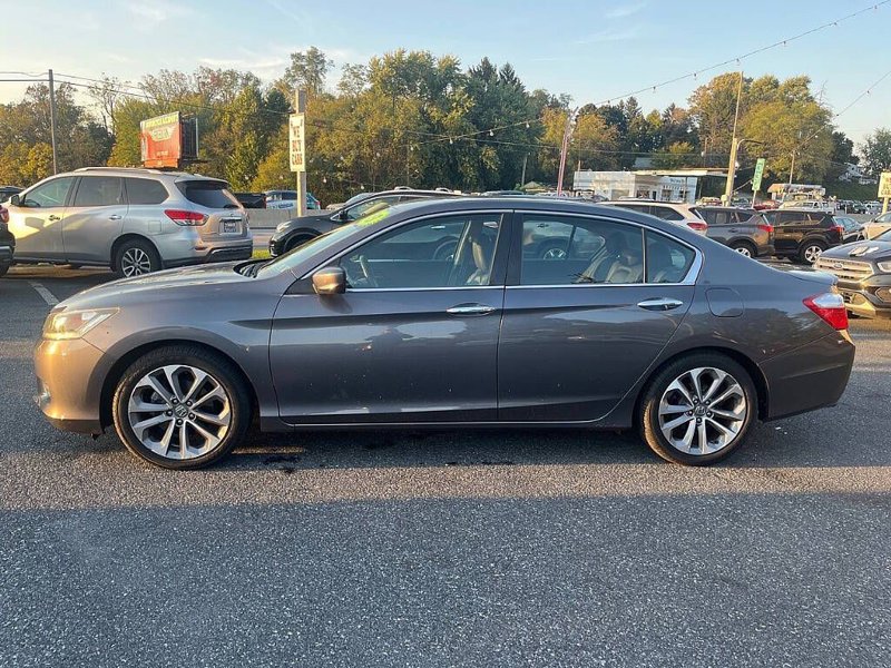 Used 2013 Honda Accord Sport image 1