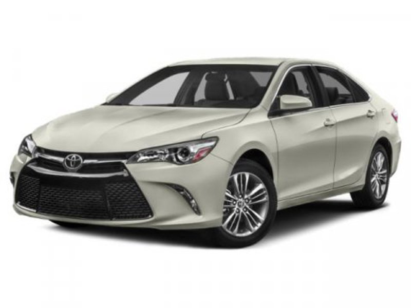 Used 2015 Toyota Camry SE image 1