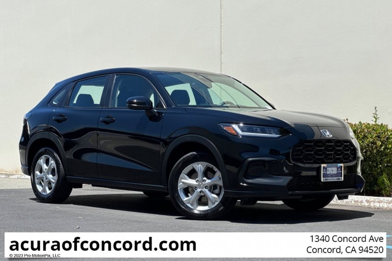 Used 2023 Honda HR-V LX image 1