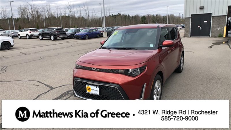 Certified 2023 Kia Soul S image 1
