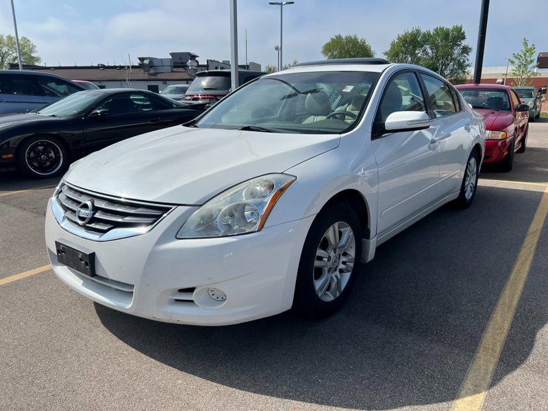 Used 2011 Nissan Altima 2.5 SL w/ 2.5SL Pkg image 1