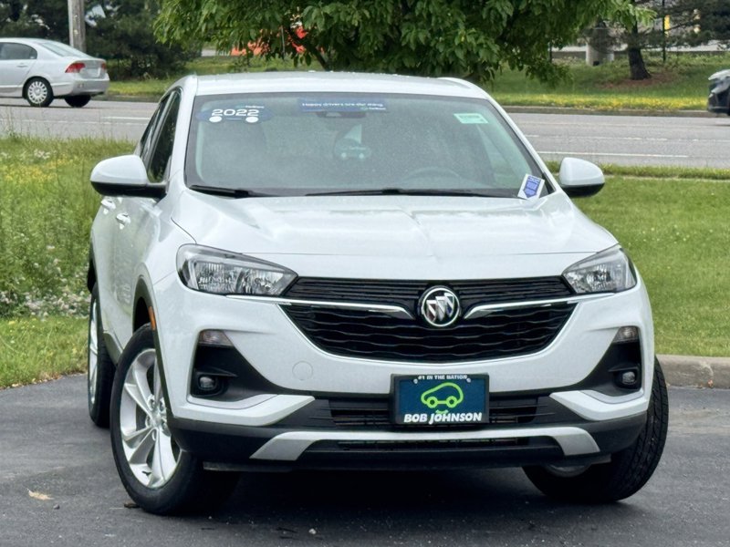 Certified 2022 Buick Encore GX Preferred w/ Cold Weather Comfort Package image 1