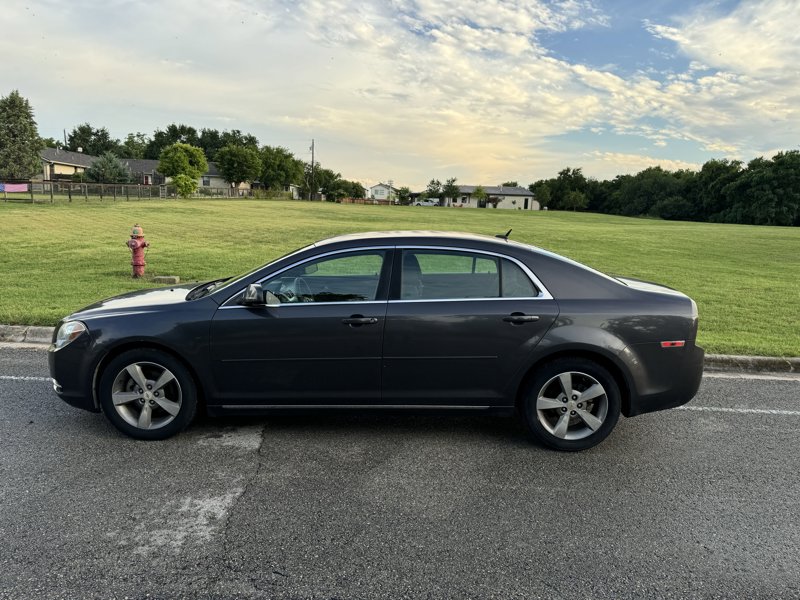 Used 2011 Chevrolet Malibu LT w/ Power Convenience Package image 1