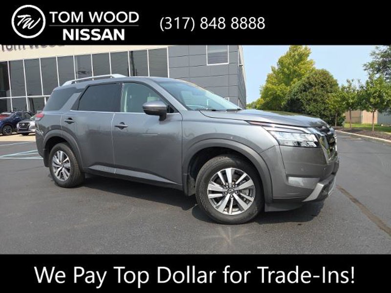 Certified 2023 Nissan Pathfinder SL image 1