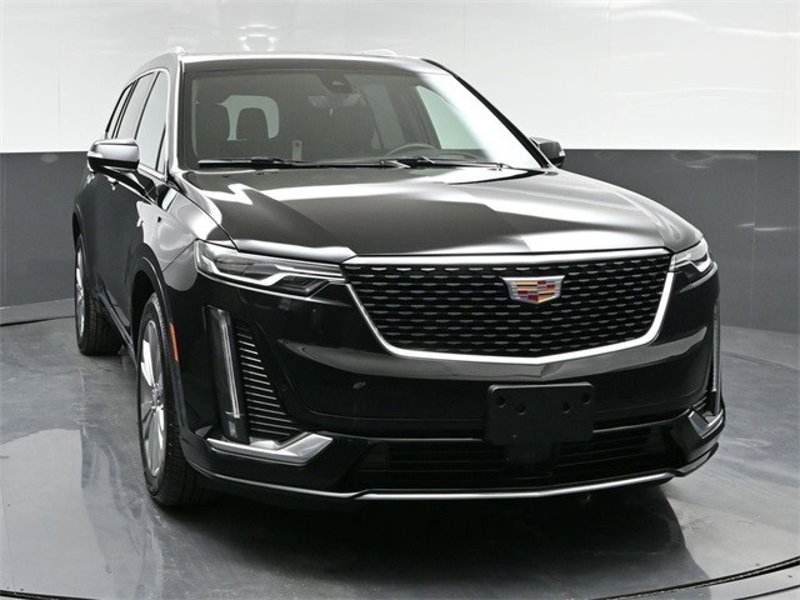 Certified 2024 Cadillac XT6 Premium Luxury w/ Technology Package image 1