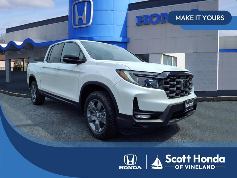 Certified 2025 Honda Ridgeline TrailSport image 1