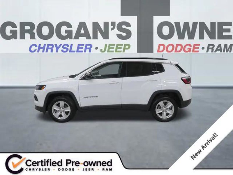 Certified 2022 Jeep Compass Latitude w/ Convenience Group image 1