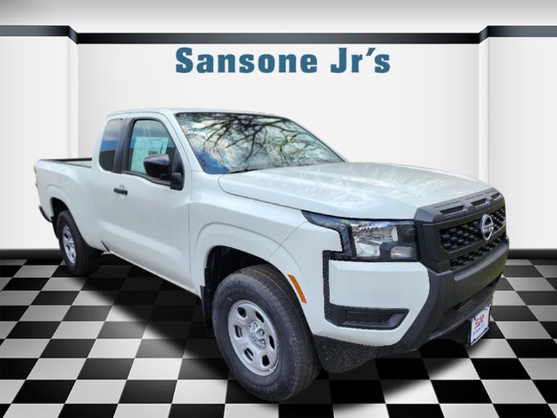 Certified 2025 Nissan Frontier S image 1