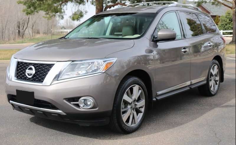 Used 2013 Nissan Pathfinder Platinum w/ Platinum Premium Pkg image 1