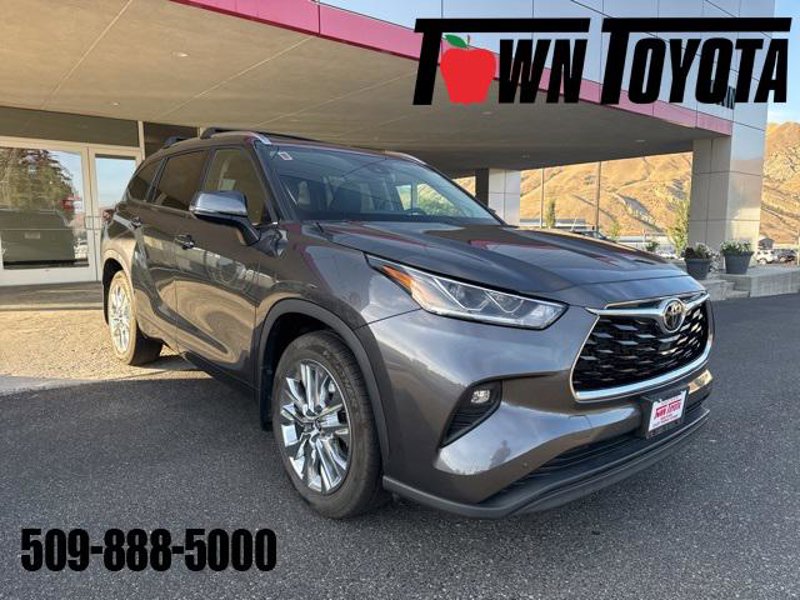Certified 2023 Toyota Highlander Limited image 1