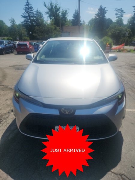 Used 2021 Toyota Corolla LE image 1