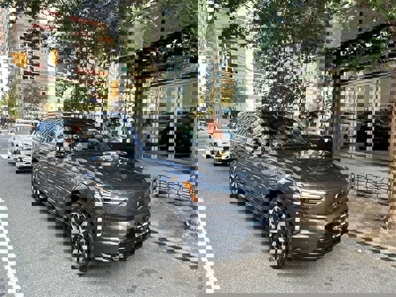 Certified 2025 Volvo EX90 Plus image 1