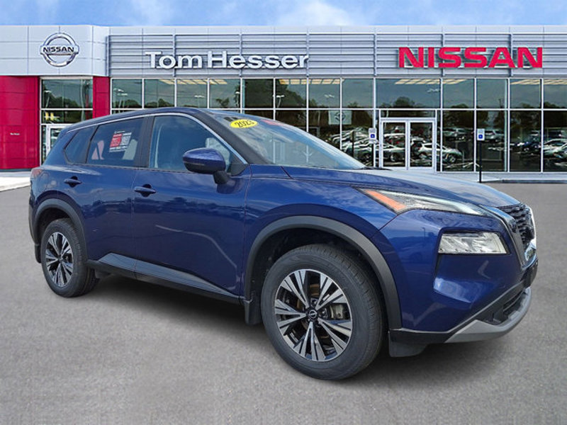 Certified 2023 Nissan Rogue SV image 1