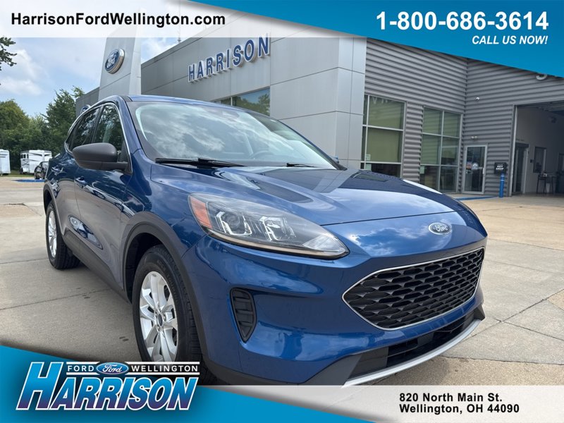 Used 2022 Ford Escape SE image 1