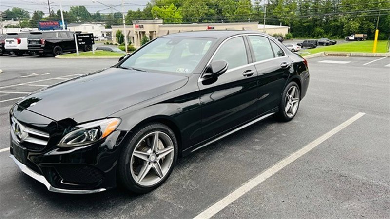 Used 2016 Mercedes-Benz C 300 4MATIC Sedan image 1