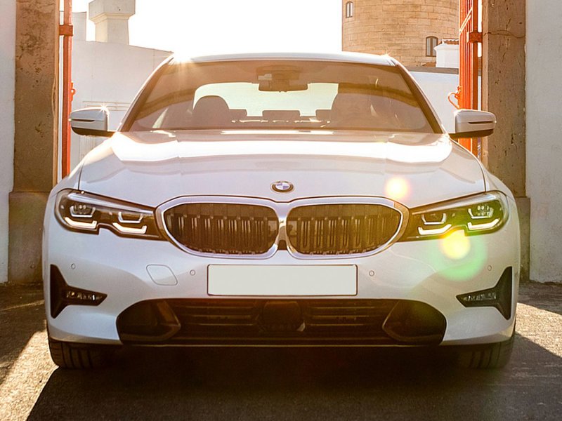 Used 2021 BMW 330e xDrive w/ Driving Assistance Package image 1