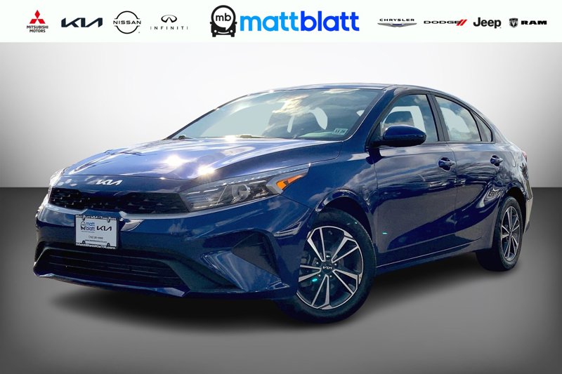Certified 2023 Kia Forte LXS image 1