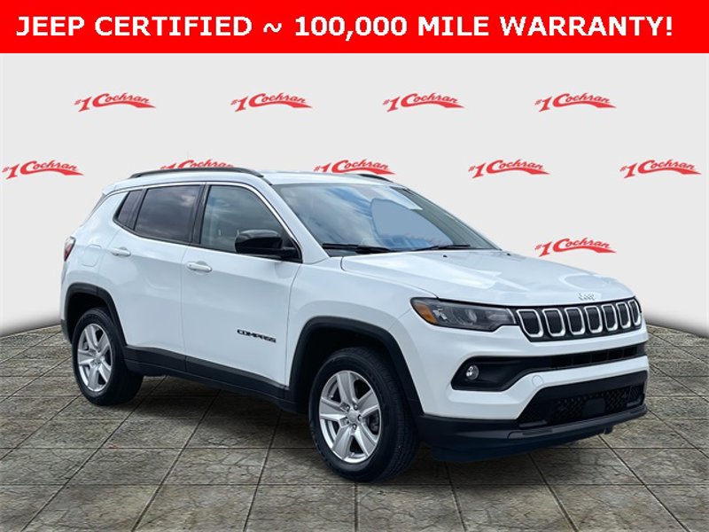 Certified 2022 Jeep Compass Latitude w/ Convenience Group image 1