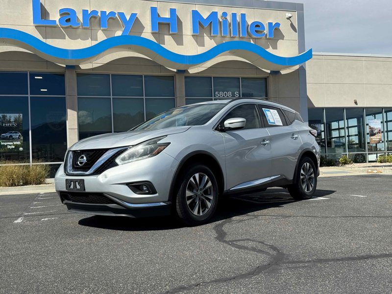 Used 2018 Nissan Murano SV image 1