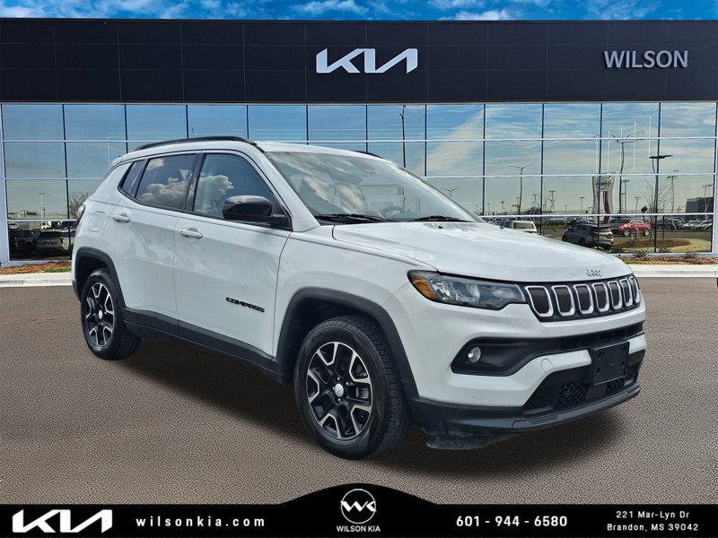 Used 2022 Jeep Compass Latitude w/ Convenience Group image 1