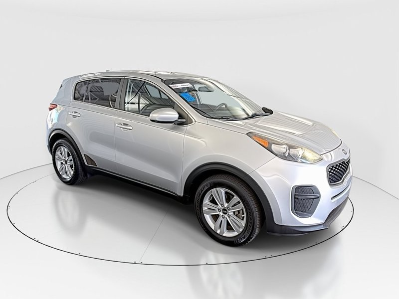 Used 2017 Kia Sportage LX image 1