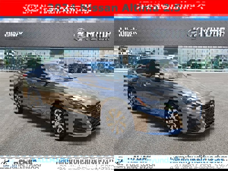 Used 2024 Nissan Altima 2.5 S image 1