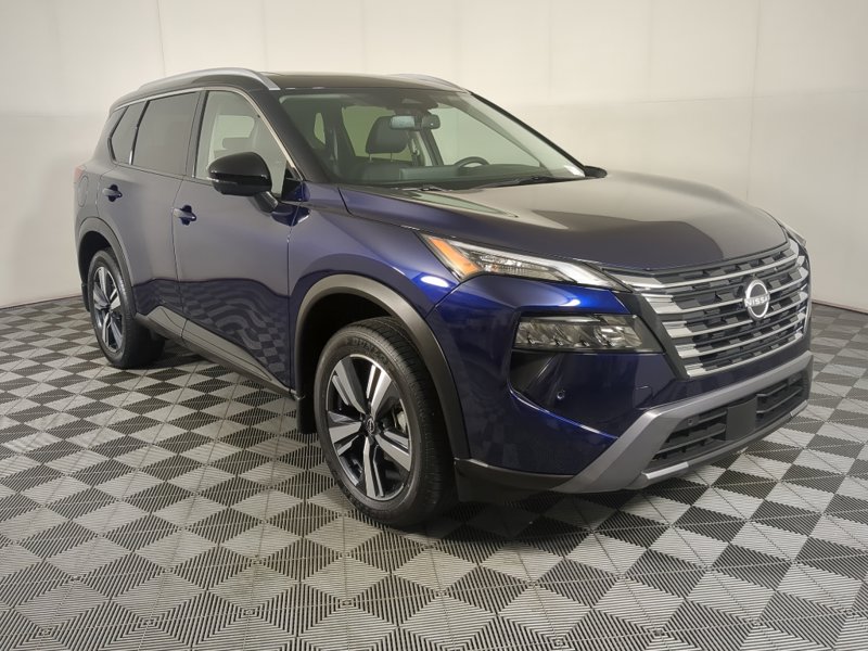 Certified 2024 Nissan Rogue SL image 1