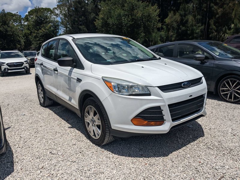 Used 2016 Ford Escape S image 1