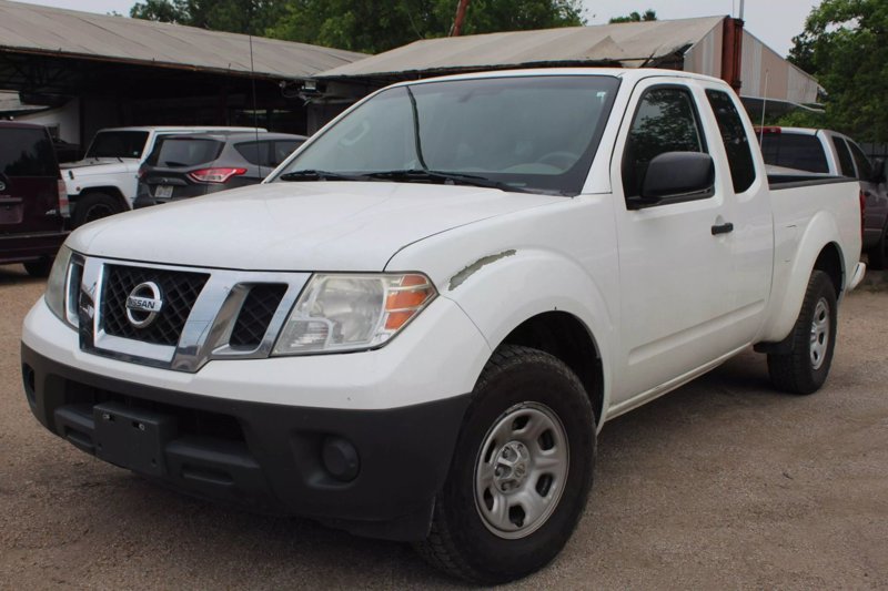 Used 2017 Nissan Frontier S w/ S Preferred Package image 1