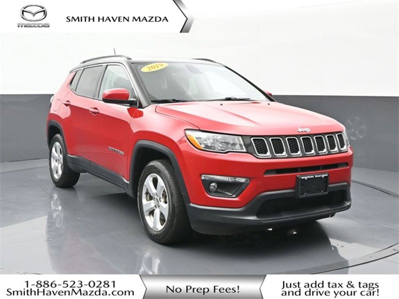 Used 2019 Jeep Compass Latitude w/ Cold Weather Group image 1