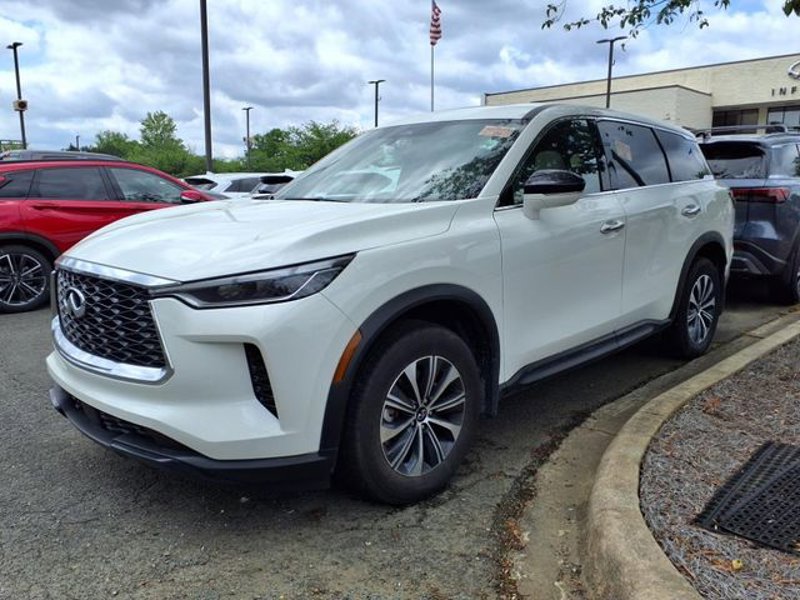 Certified 2024 INFINITI QX60 Pure image 1