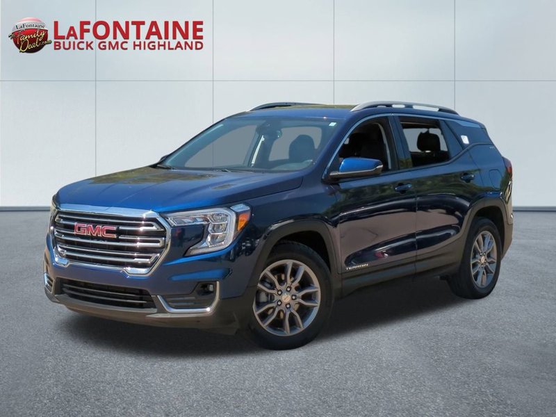 Certified 2022 GMC Terrain SLT image 1
