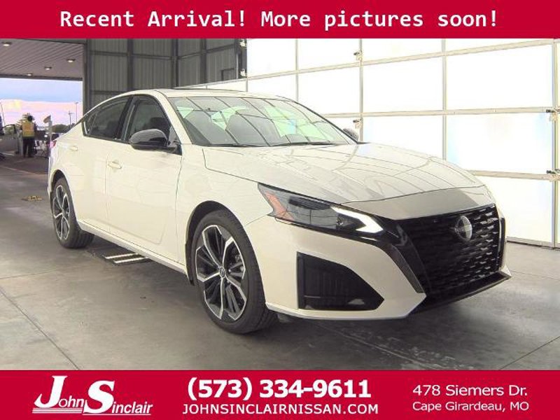 Certified 2024 Nissan Altima 2.5 SR w/ SR Premium Package image 1