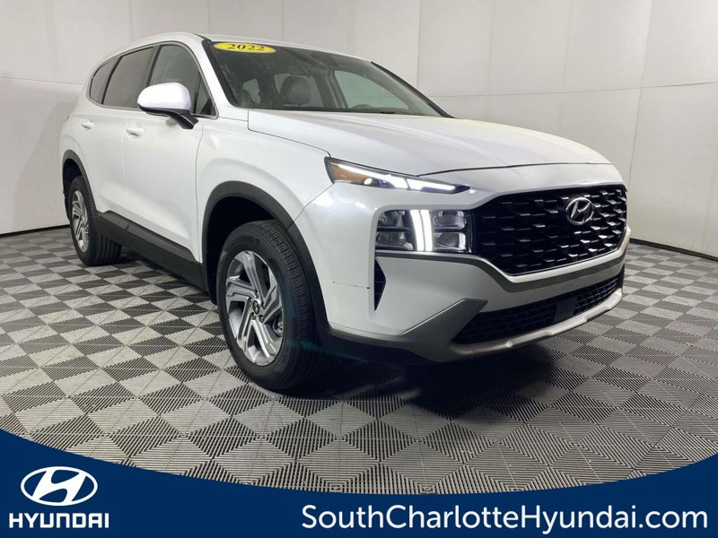 Certified 2023 Hyundai Santa Fe SE image 1