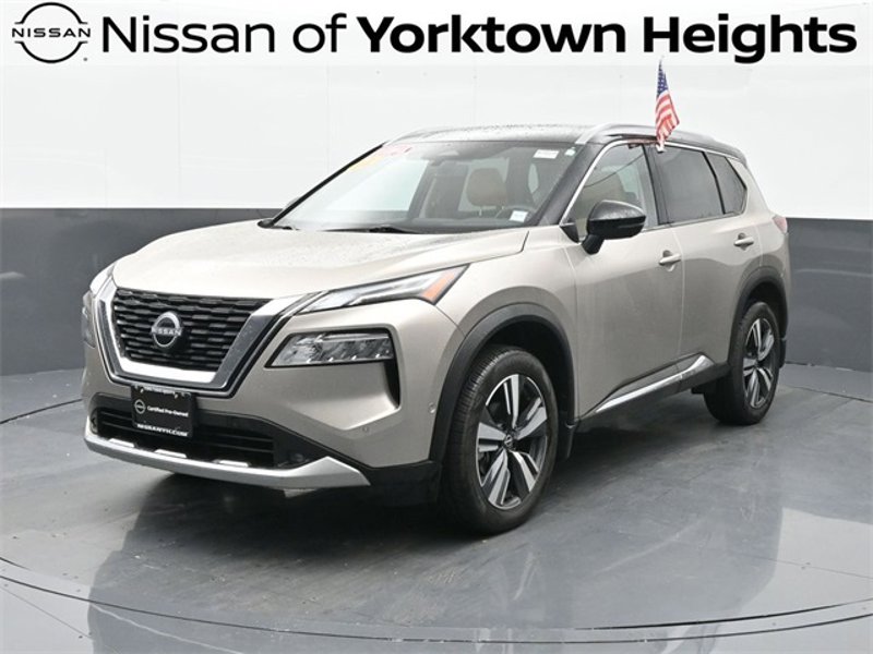 Certified 2022 Nissan Rogue Platinum w/ Head-Up Display Package image 1