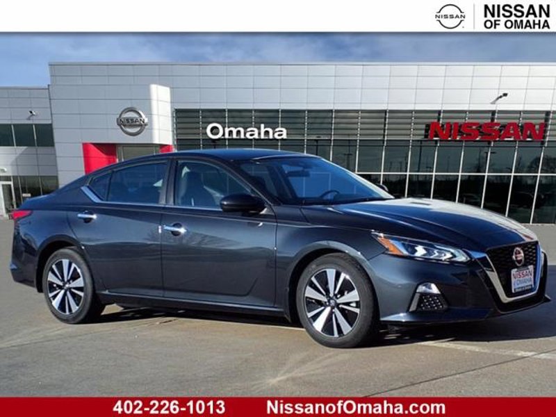 Certified 2022 Nissan Altima 2.5 SV image 1