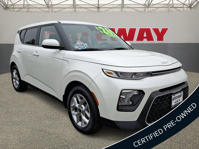 Certified 2022 Kia Soul LX w/ Technology Package image 1
