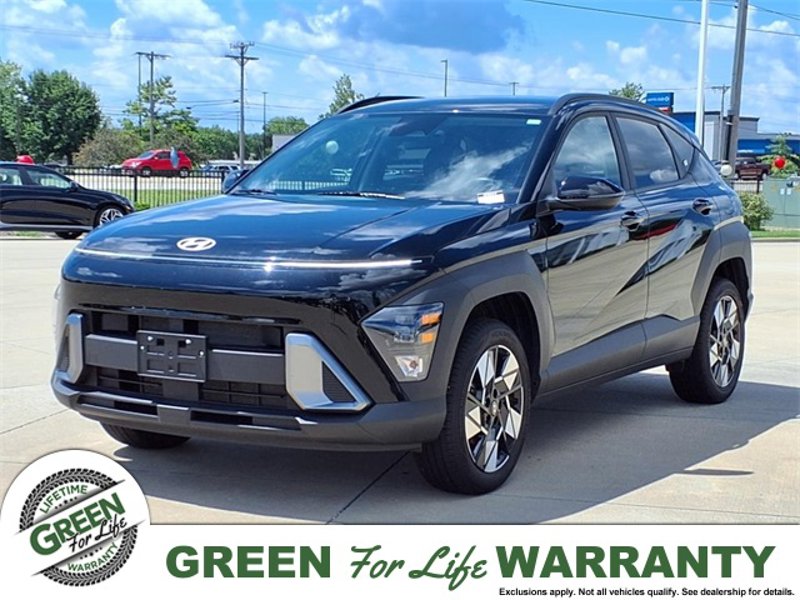 Certified 2025 Hyundai Kona SEL image 1