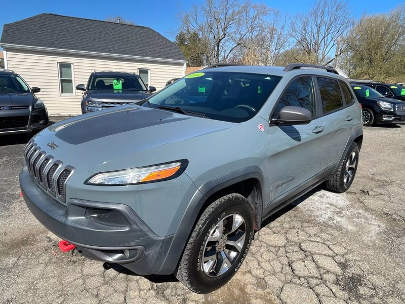 Used 2014 Jeep Cherokee Trailhawk w/ Comfort/Convenience Group image 1
